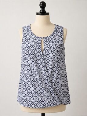 CAbi Blue & White Geometric Sleeveless Blouse | XS | EUC
